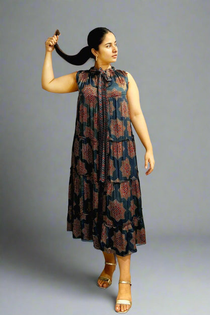 Pravya Midi dress