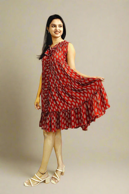 Vihana Sleeveless short dress