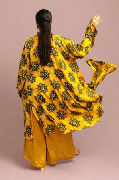 Radnya Long jacket with sleeves