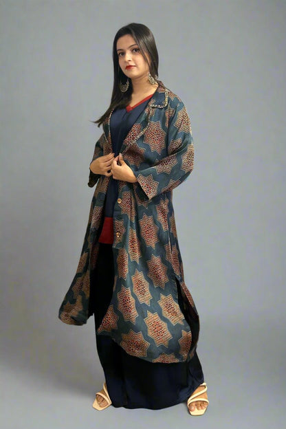 Savi Long jacket with sleeves