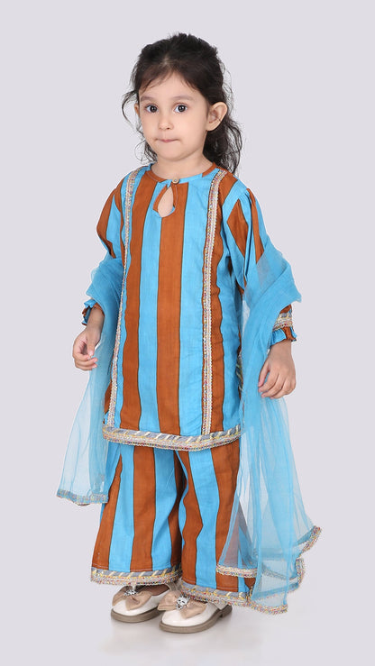 Tara Kurta & Pant Set