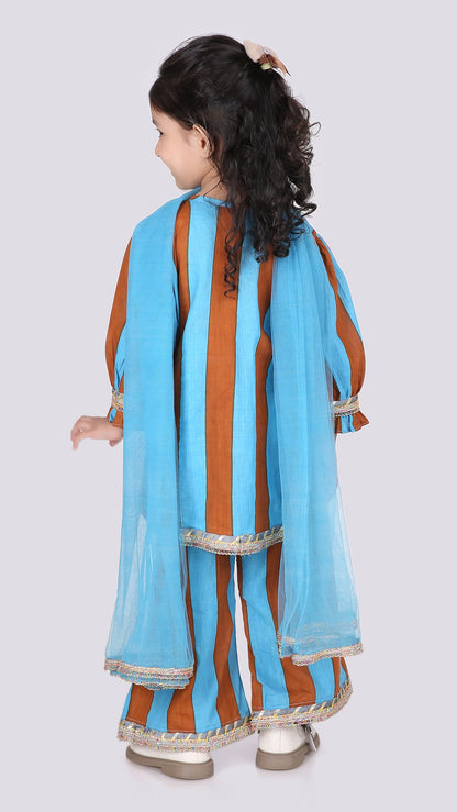 Tara Kurta & Pant Set